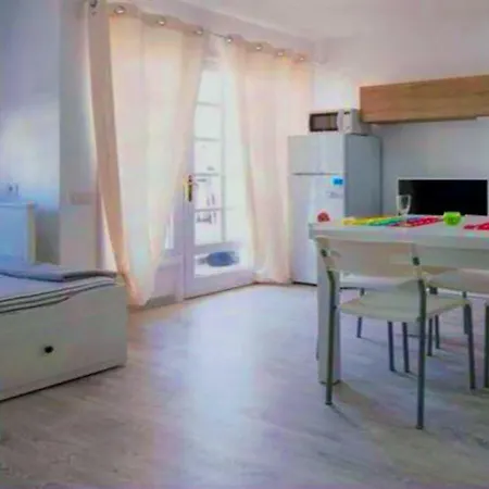 Casita Blanca