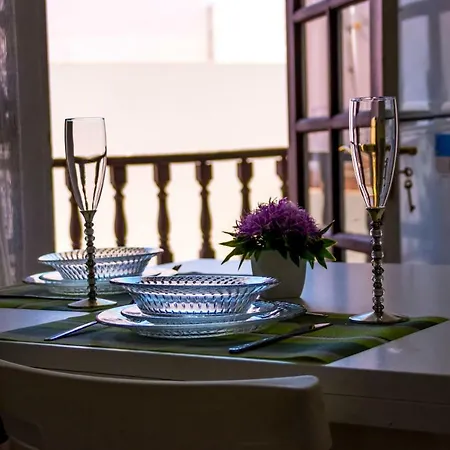 Casita Blanca